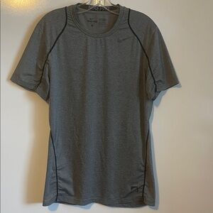 Nike Pro Gray Fitted T-Shirt Size Medium